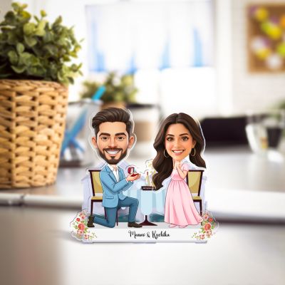 Personalized Booblehead Caricature Battery Powered with Shaking Head Feature Marriage Purpose Gift for Girlfriend Gift for Engagement & Valentines Day Tabletop & Car Dashboard